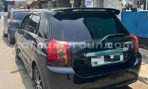 Sayi Na hannu Toyota Corolla Black Mota in Douala a Ƙasar Kamaru Sayi Na hannu Toyota Corolla Black Mota in Douala a Ƙasar Kamaru