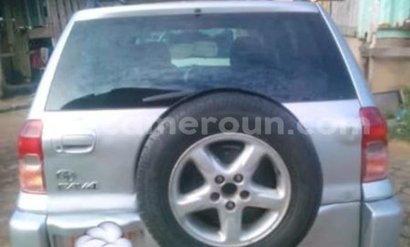 Acheter Occasion Voiture Toyota RAV4 Gris à Yaoundé, Central Cameroon Acheter Occasion Voiture Toyota RAV4 Gris à Yaoundé, Central Cameroon