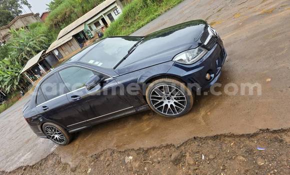Buy Used Mercedes‒Benz C–Class Black Car in Douala in Littoral Cameroon