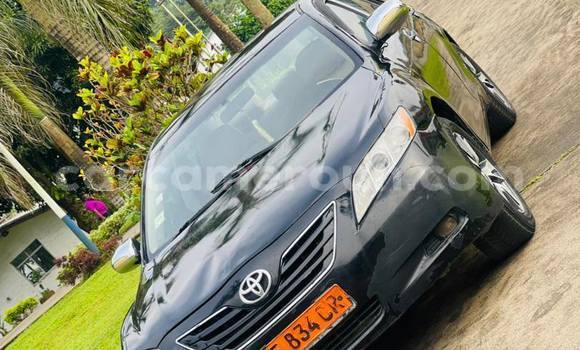 Sayi Na hannu Toyota Camry Black Mota in Douala a Ƙasar Kamaru Sayi Na hannu Toyota Camry Black Mota in Douala a Ƙasar Kamaru