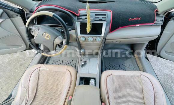 Sayi Na hannu Toyota Camry Black Mota in Douala a Ƙasar Kamaru Sayi Na hannu Toyota Camry Black Mota in Douala a Ƙasar Kamaru