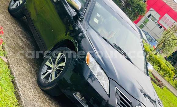 Sayi Na hannu Toyota Camry Black Mota in Douala a Ƙasar Kamaru Sayi Na hannu Toyota Camry Black Mota in Douala a Ƙasar Kamaru