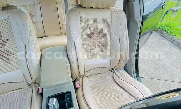 Sayi Na hannu Toyota Camry Black Mota in Douala a Ƙasar Kamaru Sayi Na hannu Toyota Camry Black Mota in Douala a Ƙasar Kamaru