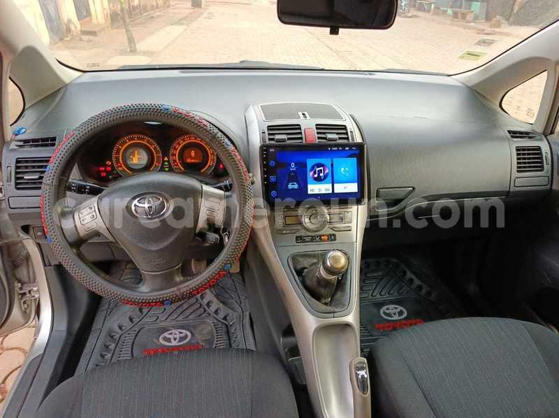 Big with watermark toyota auris central cameroon yaounde 22439