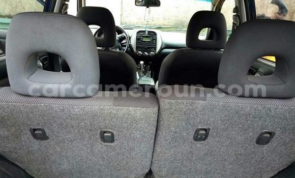 Acheter Occasion Voiture Toyota RAV4 Bleu à Yaoundé, Central Cameroon Acheter Occasion Voiture Toyota RAV4 Bleu à Yaoundé, Central Cameroon