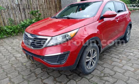 Sayi Na hannu Kia Sportage Red Mota in Douala a Ƙasar Kamaru Sayi Na hannu Kia Sportage Red Mota in Douala a Ƙasar Kamaru