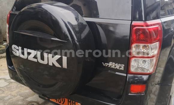 Sayi Na hannu Suzuki Grand Vitara Black Mota in Douala a Ƙasar Kamaru Sayi Na hannu Suzuki Grand Vitara Black Mota in Douala a Ƙasar Kamaru