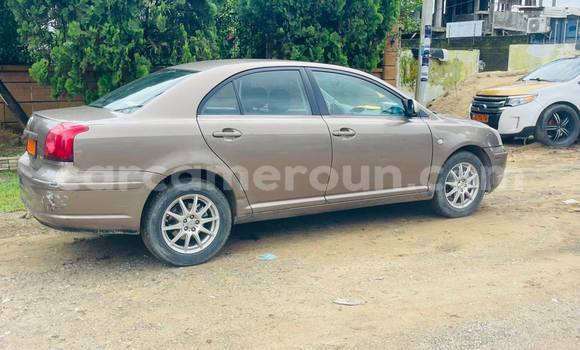 Sayi Na hannu Toyota Avensis Sauran Mota in Douala a Ƙasar Kamaru Sayi Na hannu Toyota Avensis Sauran Mota in Douala a Ƙasar Kamaru