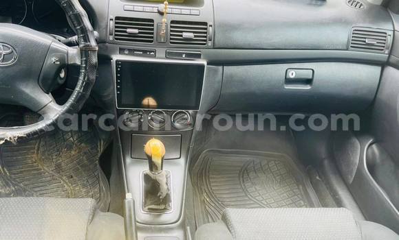 Sayi Na hannu Toyota Avensis Sauran Mota in Douala a Ƙasar Kamaru Sayi Na hannu Toyota Avensis Sauran Mota in Douala a Ƙasar Kamaru