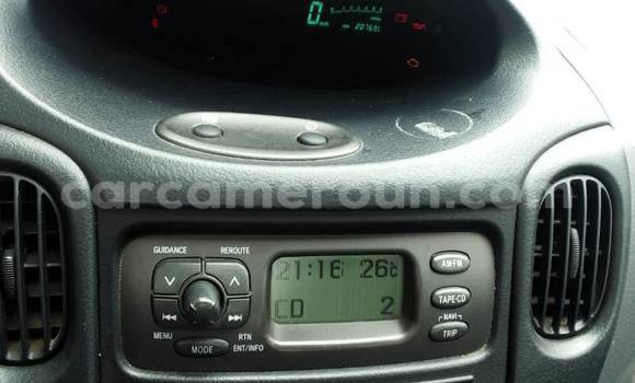 Sayi Na hannu Toyota Yaris Verso Sauran Mota in Douala a Ƙasar Kamaru Sayi Na hannu Toyota Yaris Verso Sauran Mota in Douala a Ƙasar Kamaru