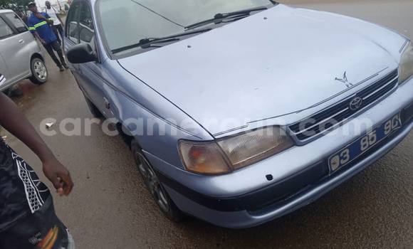 Sayi Na hannu Toyota Carina Blue Mota in Douala a Ƙasar Kamaru Sayi Na hannu Toyota Carina Blue Mota in Douala a Ƙasar Kamaru