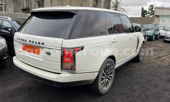 Sayi Na hannu Land Rover Range Rover White Mota in Douala a Ƙasar Kamaru Sayi Na hannu Land Rover Range Rover White Mota in Douala a Ƙasar Kamaru