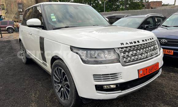 Sayi Na hannu Land Rover Range Rover White Mota in Douala a Ƙasar Kamaru Sayi Na hannu Land Rover Range Rover White Mota in Douala a Ƙasar Kamaru