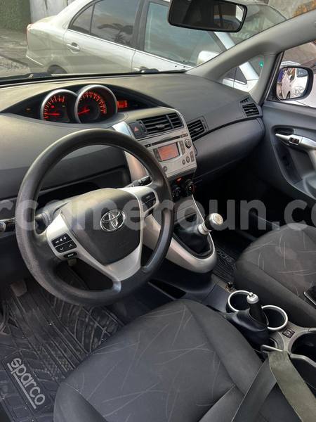 Big with watermark toyota corolla verso littoral cameroon douala 22461