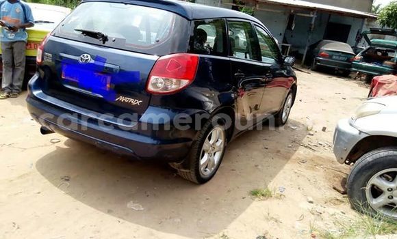 Acheter Occasion Voiture Toyota Matrix Bleu à Yaoundé, Central Cameroon Acheter Occasion Voiture Toyota Matrix Bleu à Yaoundé, Central Cameroon