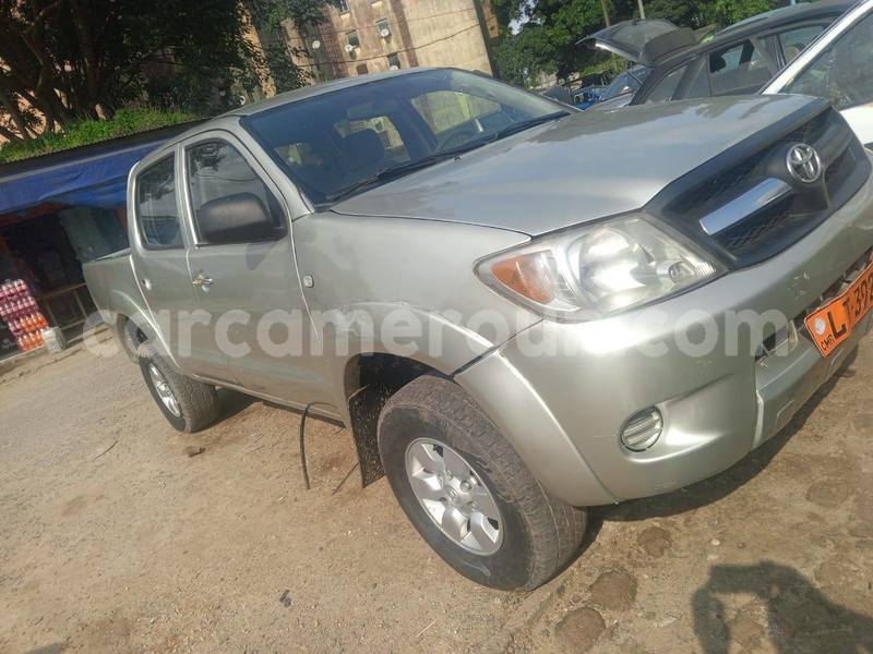 Big with watermark toyota pickup littoral cameroon douala 22464