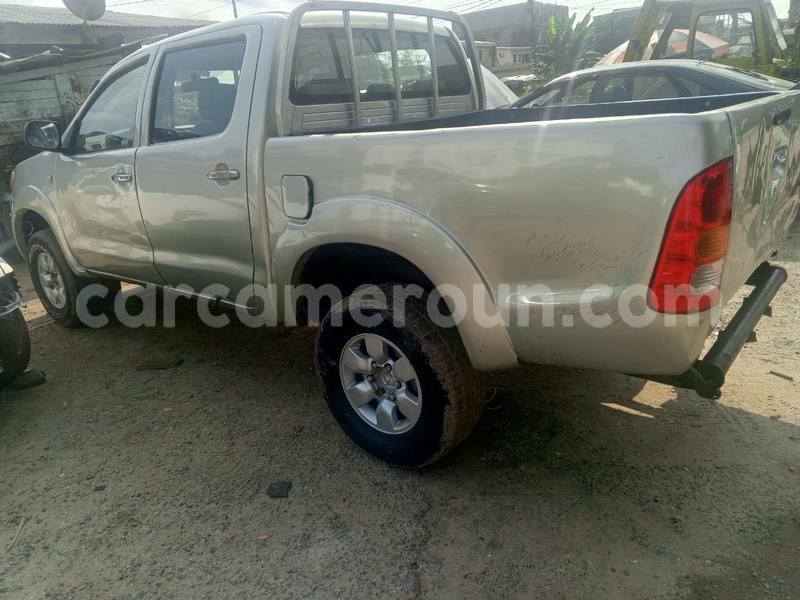 Big with watermark toyota pickup littoral cameroon douala 22464