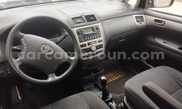 Sayi Na hannu Toyota Avensis Verso Sauran Mota in Douala a Ƙasar Kamaru Sayi Na hannu Toyota Avensis Verso Sauran Mota in Douala a Ƙasar Kamaru