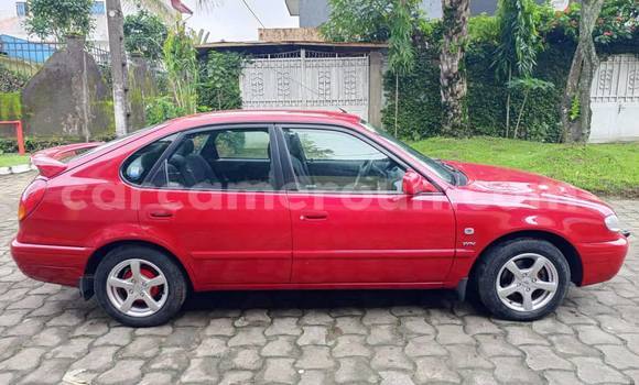 Sayi Na hannu Toyota Corolla Red Mota in Douala a Ƙasar Kamaru Sayi Na hannu Toyota Corolla Red Mota in Douala a Ƙasar Kamaru