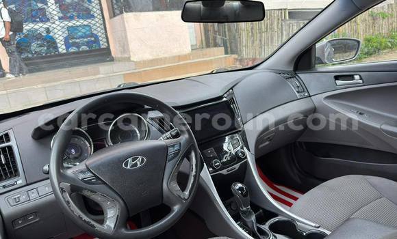 Sayi Na hannu Hyundai Sonata Sauran Mota in Douala a Ƙasar Kamaru Sayi Na hannu Hyundai Sonata Sauran Mota in Douala a Ƙasar Kamaru