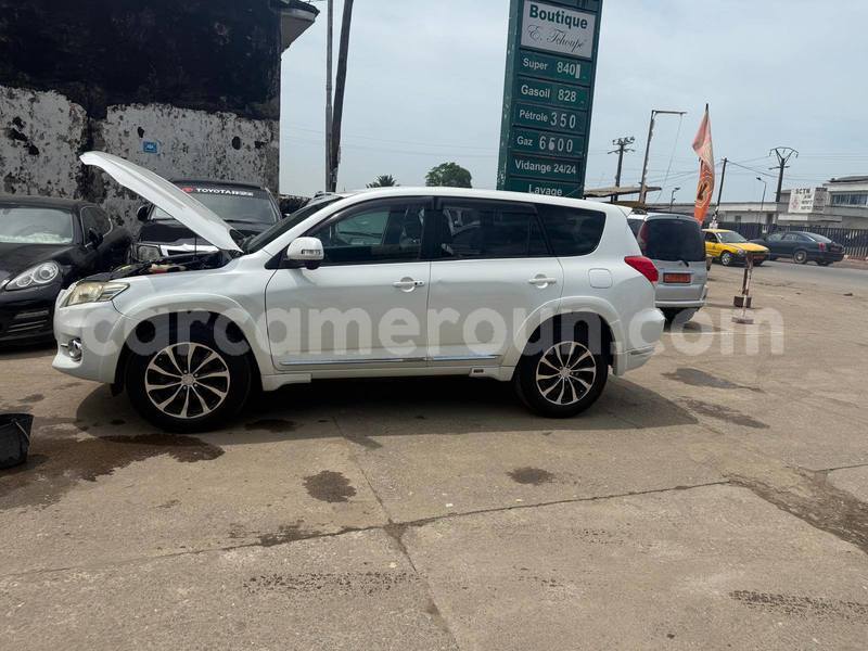 Big with watermark toyota vanguard littoral cameroon douala 22474