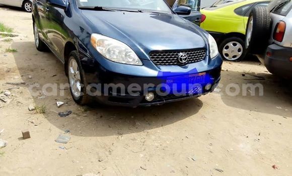 Acheter Occasion Voiture Toyota Matrix Bleu à Yaoundé, Central Cameroon Acheter Occasion Voiture Toyota Matrix Bleu à Yaoundé, Central Cameroon
