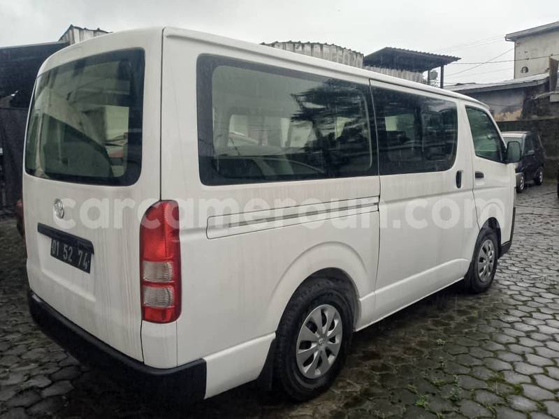 Big with watermark toyota hiace littoral cameroon douala 22476