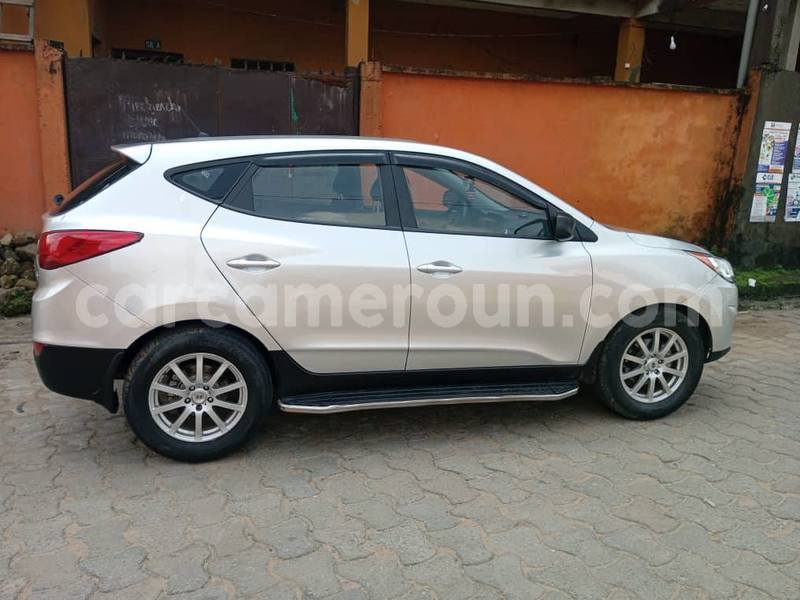 Big with watermark hyundai tucson littoral cameroon douala 22477