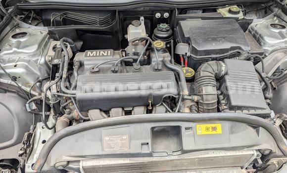 Sayi Na hannu Mini Cooper Azurfa Mota in Douala a Ƙasar Kamaru Sayi Na hannu Mini Cooper Azurfa Mota in Douala a Ƙasar Kamaru