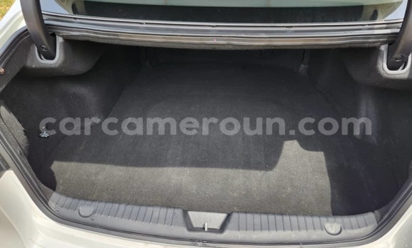 Buy Used Kia K7 White Car in Yaounde in Central Cameroon Buy Used Kia K7 White Car in Yaounde in Central Cameroon