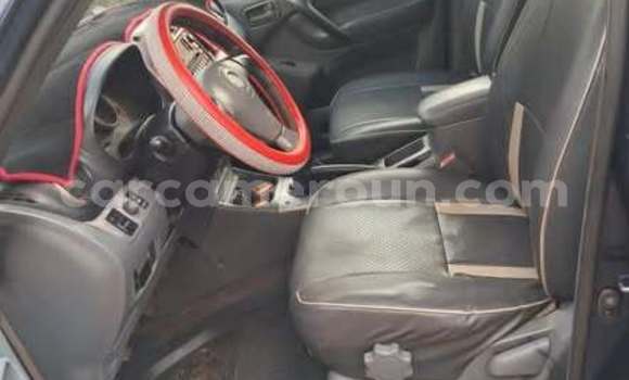 Acheter Occasion Voiture Toyota RAV4 Autre à Yaoundé, Central Cameroon Acheter Occasion Voiture Toyota RAV4 Autre à Yaoundé, Central Cameroon