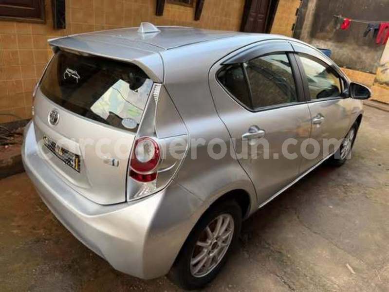 Big with watermark toyota aqua central cameroon yaounde 22545