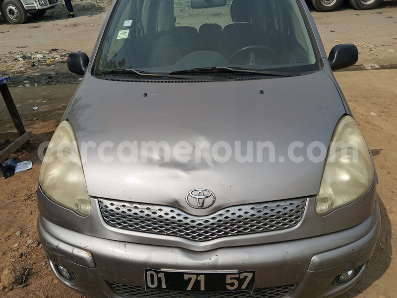 Big with watermark toyota yaris central cameroon yaounde 22547