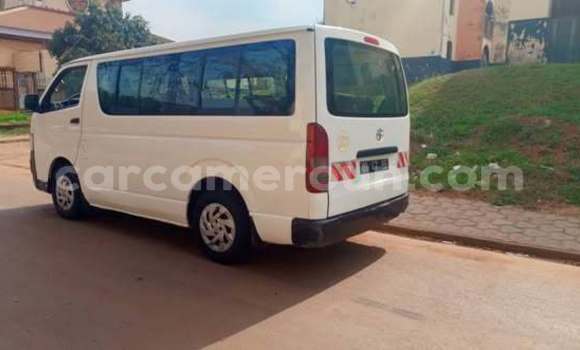 Acheter Occasion Voiture Toyota Hiace Autre à Yaoundé, Central Cameroon Acheter Occasion Voiture Toyota Hiace Autre à Yaoundé, Central Cameroon