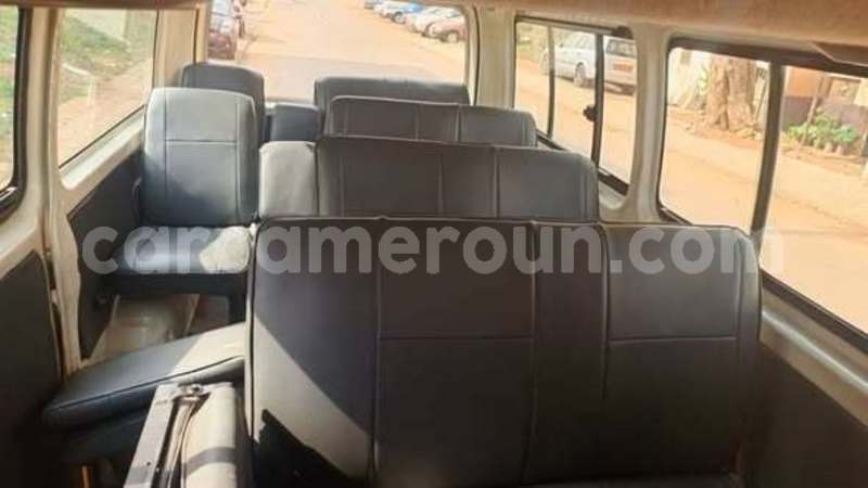 Big with watermark toyota hiace central cameroon yaounde 22548