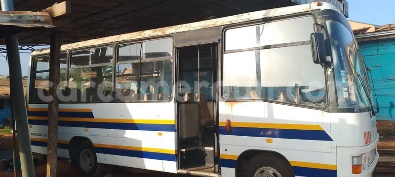 Big with watermark toyota hilux central cameroon yaounde 22549