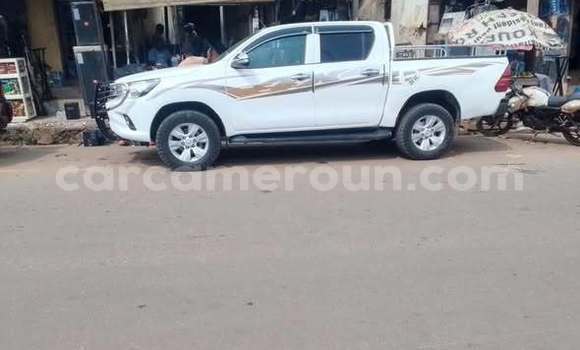 Acheter Occasion Voiture Toyota Hiluxe Revo Autre à Yaoundé, Central Cameroon Acheter Occasion Voiture Toyota Hiluxe Revo Autre à Yaoundé, Central Cameroon