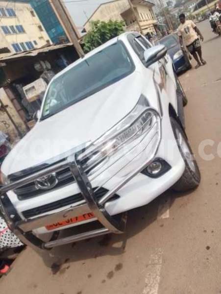 Big with watermark toyota hiluxe revo central cameroon yaounde 22557