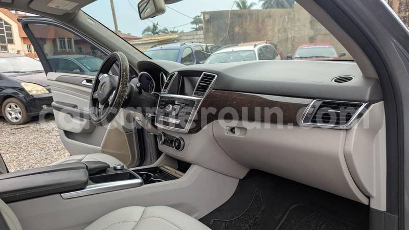 Big with watermark mercedes benz ml class central cameroon yaounde 22577