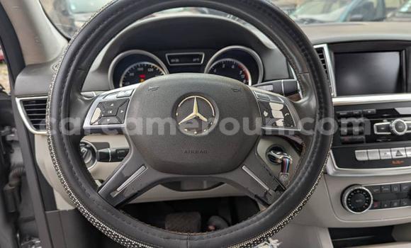 Acheter Occasion Voiture Mercedes‒Benz ML–Class Bleu à Yaoundé, Central Cameroon Acheter Occasion Voiture Mercedes‒Benz ML–Class Bleu à Yaoundé, Central Cameroon