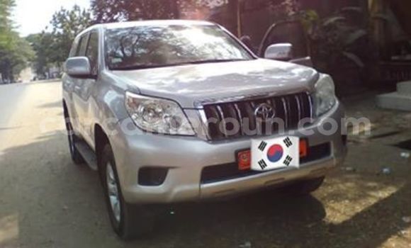 Acheter Occasion Voiture Toyota Land Cruiser Prado Gris à Yaoundé, Central Cameroon Acheter Occasion Voiture Toyota Land Cruiser Prado Gris à Yaoundé, Central Cameroon