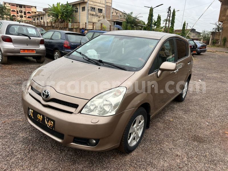 Big with watermark toyota corolla verso central cameroon yaounde 22580