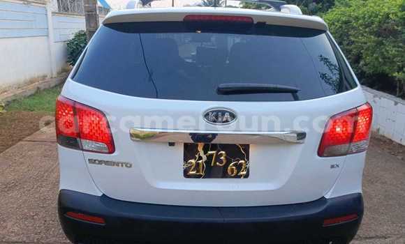 Sayi Na hannu Kia Sorento White Mota in Yaounde a Babban Kamaru