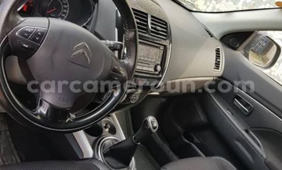 Sayi Na hannu Citroen C4 Black Mota in Yaounde a Babban Kamaru Sayi Na hannu Citroen C4 Black Mota in Yaounde a Babban Kamaru