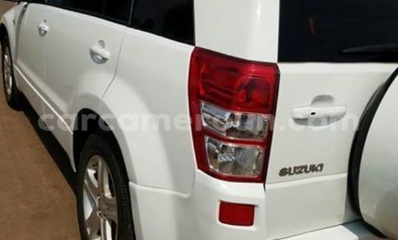 Sayi Na hannu Suzuki Grand Vitara White Mota in Yaounde a Babban Kamaru Sayi Na hannu Suzuki Grand Vitara White Mota in Yaounde a Babban Kamaru