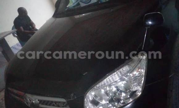 Acheter Occasion Voiture Toyota RAV4 Noir à Douala, Littoral Cameroon Acheter Occasion Voiture Toyota RAV4 Noir à Douala, Littoral Cameroon
