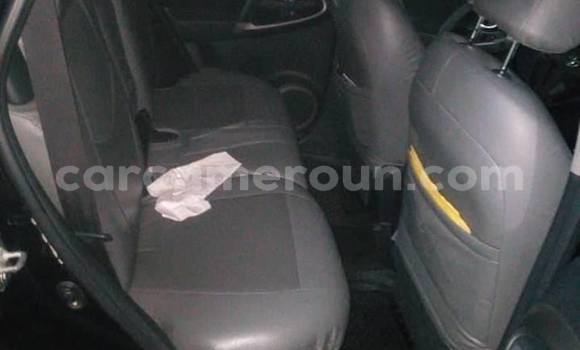 Acheter Occasion Voiture Toyota RAV4 Noir à Douala, Littoral Cameroon Acheter Occasion Voiture Toyota RAV4 Noir à Douala, Littoral Cameroon