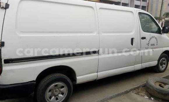 Acheter Occasion Voiture Toyota Hiace Blanc à Douala, Littoral Cameroon Acheter Occasion Voiture Toyota Hiace Blanc à Douala, Littoral Cameroon