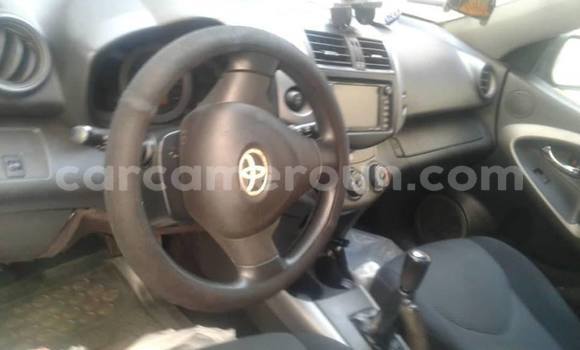 Acheter Occasion Voiture Toyota RAV4 Noir à Douala, Littoral Cameroon Acheter Occasion Voiture Toyota RAV4 Noir à Douala, Littoral Cameroon
