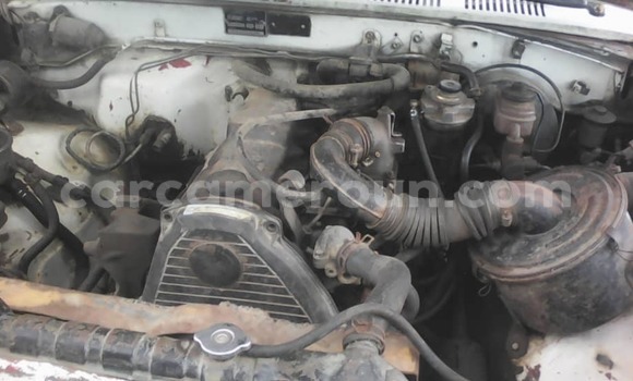 Acheter Occasion Voiture Toyota Hilux Blanc à Douala, Littoral Cameroon Acheter Occasion Voiture Toyota Hilux Blanc à Douala, Littoral Cameroon